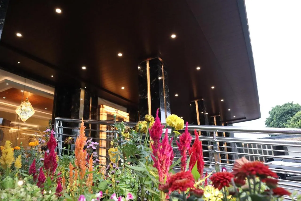 Dream Of Aventus Hotel Kuta 庫塔