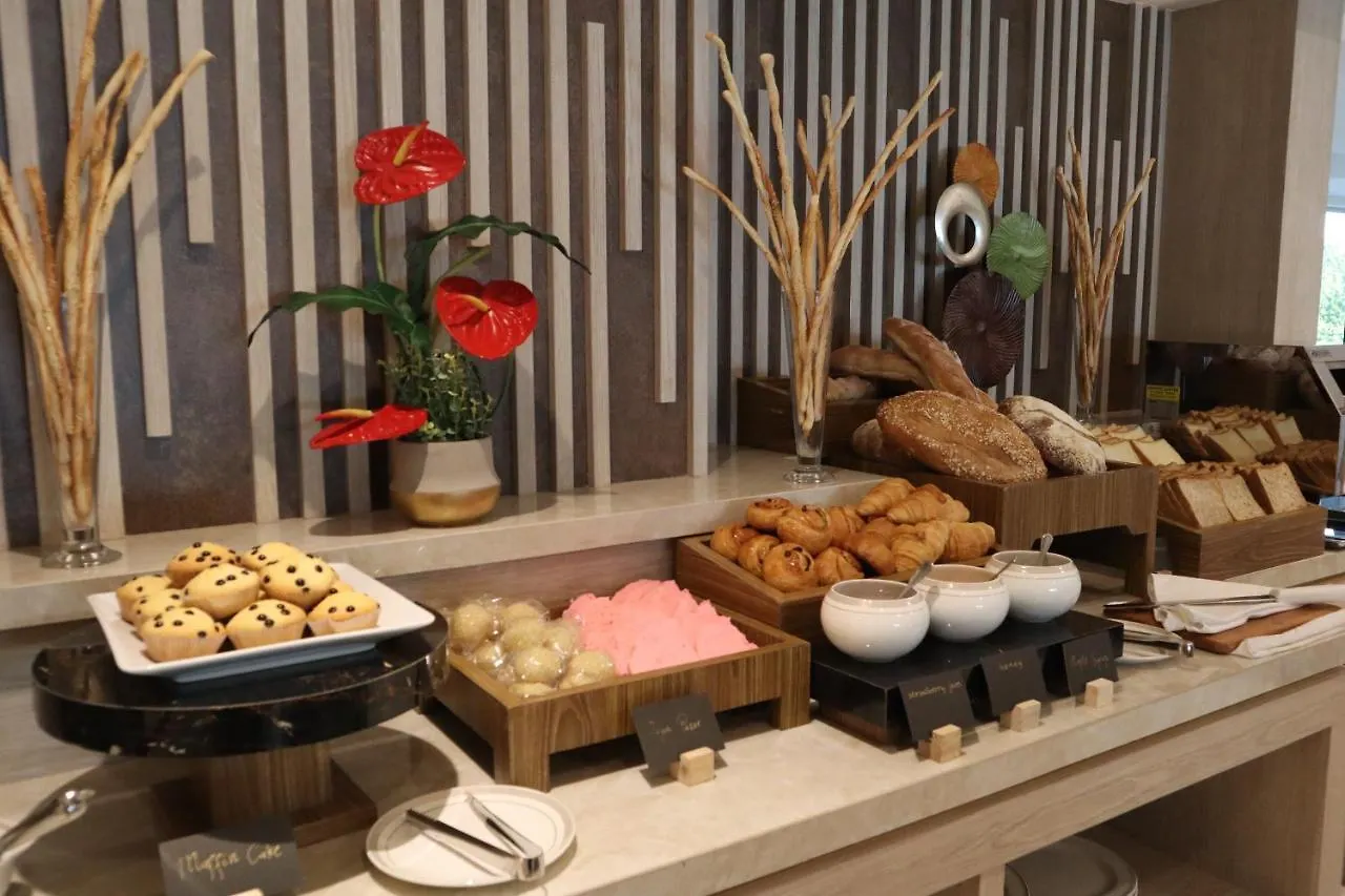 Dream Of Aventus Hotel Kuta 庫塔
