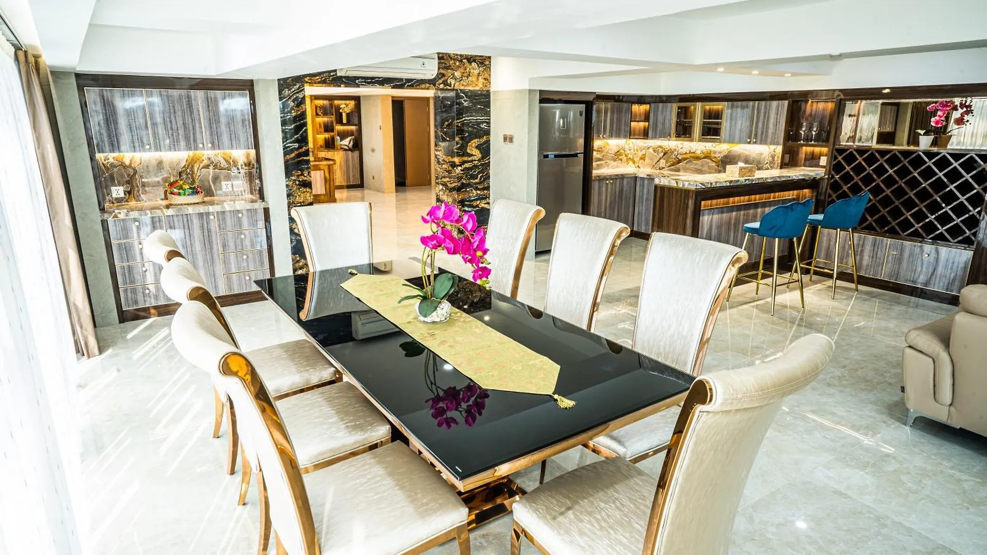 Dream Of Aventus Hotel Kuta 庫塔